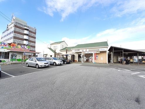 近くの土佐山田駅まで400m（徒歩5分）