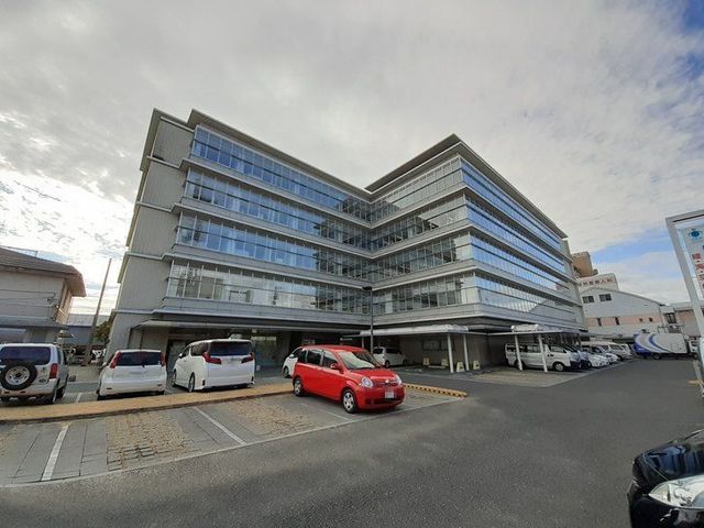 近くの香美市役所まで1,100m（徒歩14分）