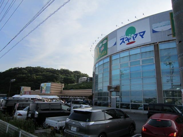 近くのミューまで2,200m(徒歩28分)