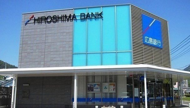 近くの銀行まで500m（徒歩7分）