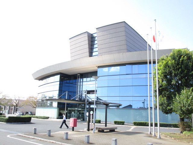 近くの常陸大宮市役所まで640m(徒歩8分)
