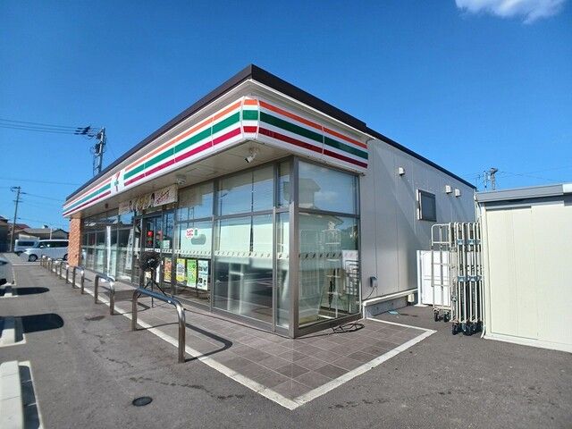 近くのセブンイレブン三木町池戸店さんまで600m（徒歩8分）