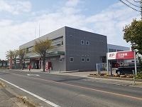 近くの三木郵便局さんまで300m（徒歩4分）