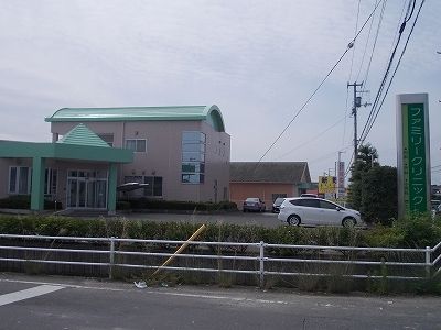 近くのファミリークリニックしんの様まで270m(徒歩4分)