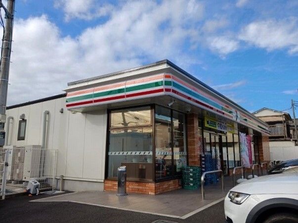 近くのセブンイレブンまで340m(徒歩5分)