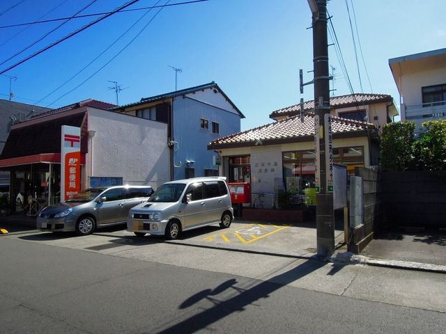近くの中島郵便局まで550m（徒歩7分）
