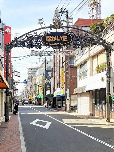 近くのなかいた商店街まで270m(徒歩4分)