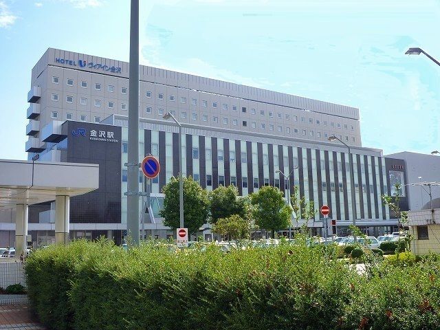 近くのＪＲ金沢駅　西口まで6,700m（徒歩84分）