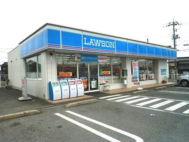 近くのローソン下松望町一丁目店まで800m(徒歩10分)