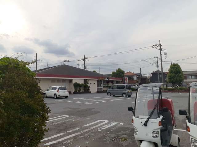 近くのガストまで596m（徒歩8分）