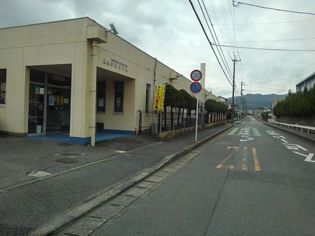 近くの双葉保育園まで430m（徒歩6分）