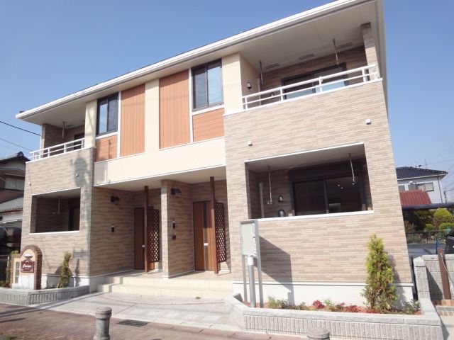 Chareir（シャレール）の外観画像