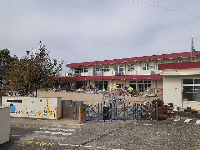 近くの鬼崎北保育園まで850m（徒歩11分）