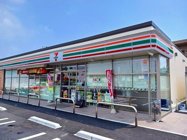 近くのセブンイレブン 富士市一色店まで800m(徒歩10分)