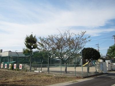 近くの応神保育所まで750m(徒歩10分)