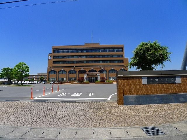 近くの太田警察署まで1,400m（徒歩18分）