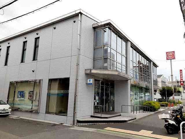 近くのみなと銀行まで550m（徒歩7分）