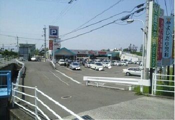 近くのセブンスター石手店様まで1,200m（徒歩15分）
