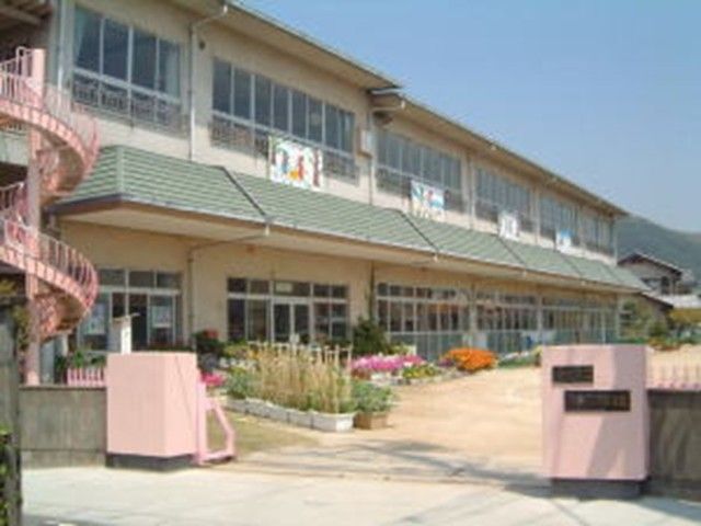近くの幼稚園・保育園まで500m（徒歩7分）