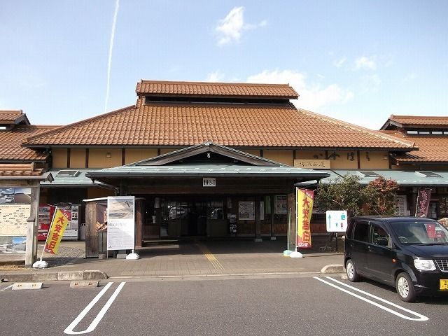 近くの道の駅 清流茶屋かわはらまで2,100m（徒歩27分）