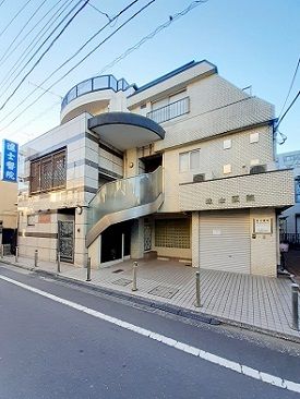 近くの進士医院まで73m(徒歩1分)