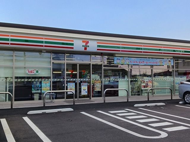 近くのセブンイレブン宮の内4丁目店まで1,200m（徒歩15分）