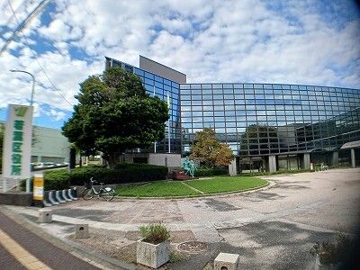 近くの若葉区役所まで580m(徒歩8分)