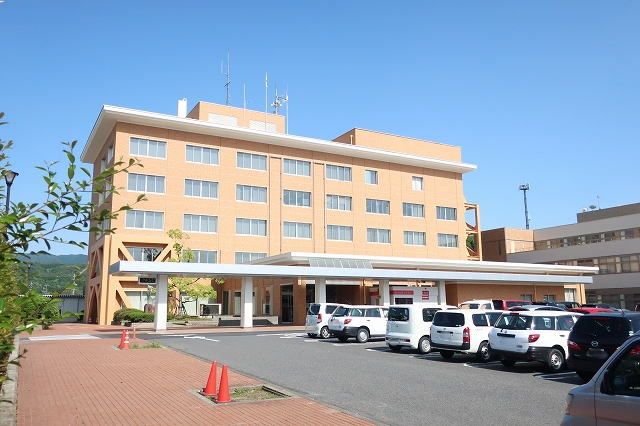 近くの瑞浪市役所まで550m(徒歩7分)
