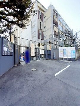 近くの早稲田大学早稲田キャンパス北門まで209m(徒歩3分)
