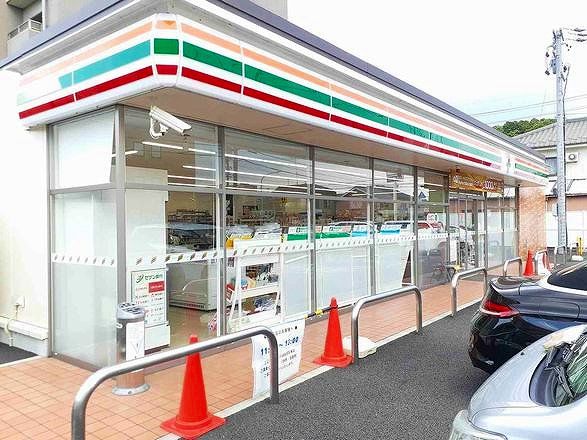 近くのセブンイレブン　一宮本町４丁目まで300m（徒歩4分）
