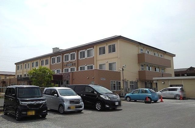 近くの行橋中央病院まで150m(徒歩2分)