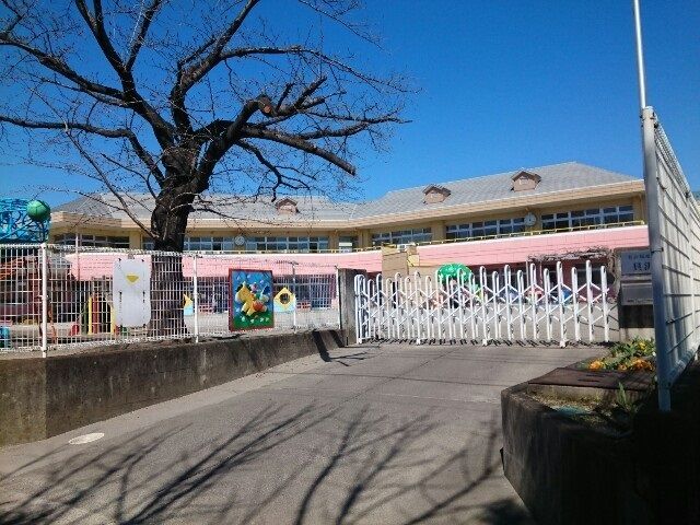 近くの貝沢保育園まで600m（徒歩8分）