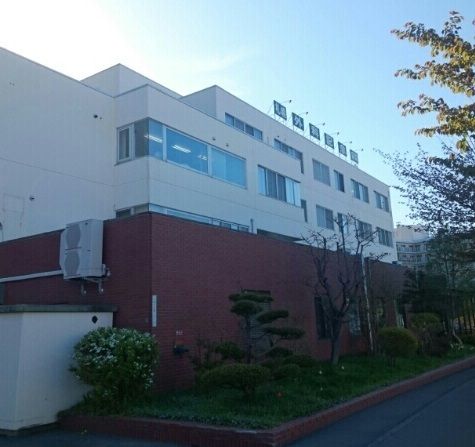 近くの札幌外科記念病院まで240m(徒歩3分)