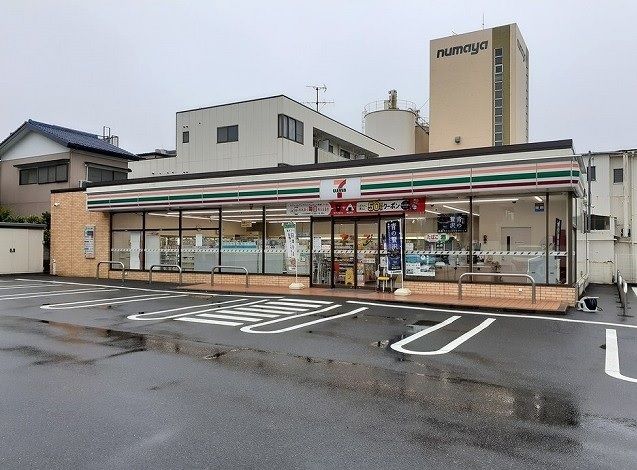 近くのセブンイレブンまで392m(徒歩5分)