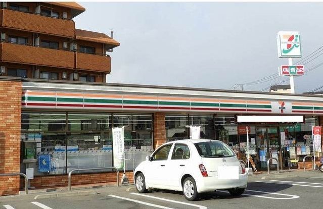 近くのセブン-イレブン 広島中須店まで450m(徒歩6分)