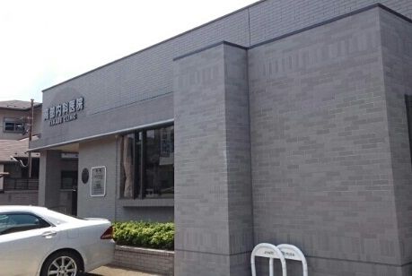 近くの高部内科小児科まで370m（徒歩5分）