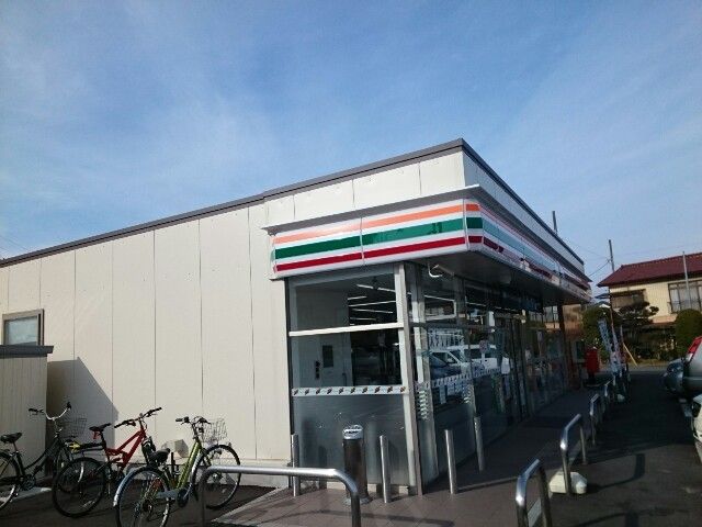 近くのセブンイレブン石原町店まで750m（徒歩10分）