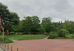 近くの野庭中央公園まで902m（徒歩12分）