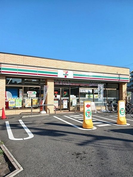 近くのセブンイレブン赤羽北３丁目店まで324m（徒歩5分）