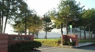 近くの旭川市立共栄小学校まで850m(徒歩11分)