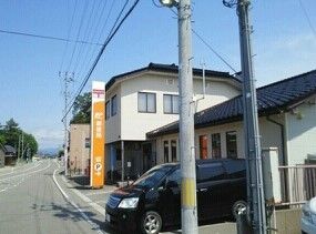 近くの山添郵便局まで1,300m（徒歩17分）