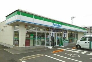 近くのファミリーマートサンフラワ店様まで500m（徒歩7分）