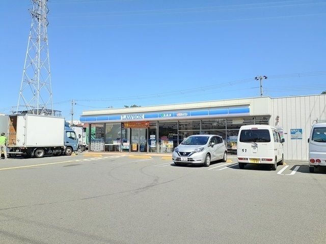 近くのローソン大西町三丁目店まで750m(徒歩10分)