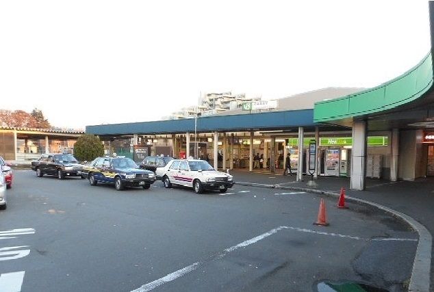 近くの府中本町駅まで800m（徒歩10分）