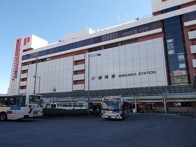 近くの静岡駅まで1,600m(徒歩20分)