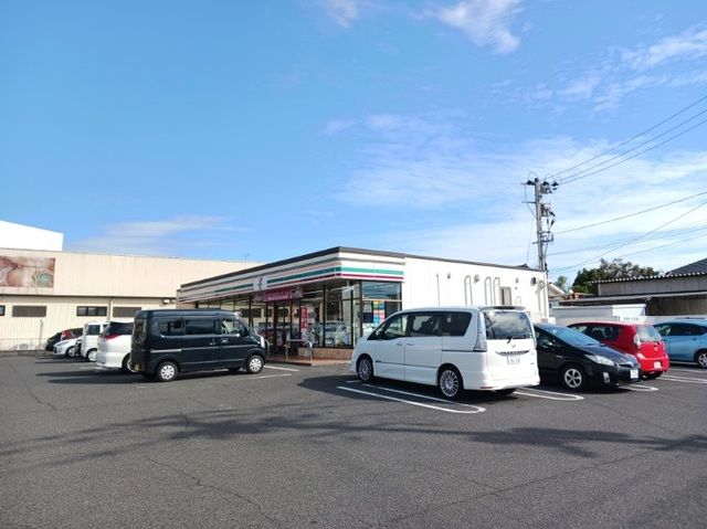 近くのセブンイレブン姶良東餅田店まで750m(徒歩10分)