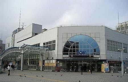 近くのセレオ相模原まで1,500m（徒歩19分）