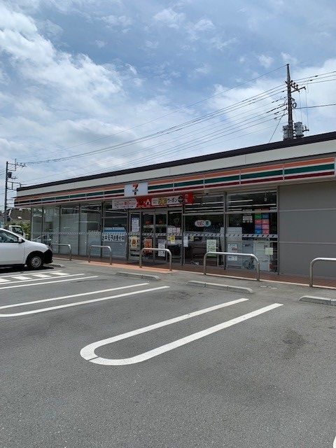 近くのセブンイレブン福生北田園店まで170m(徒歩3分)
