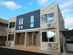 フローレンス 富岡の外観画像