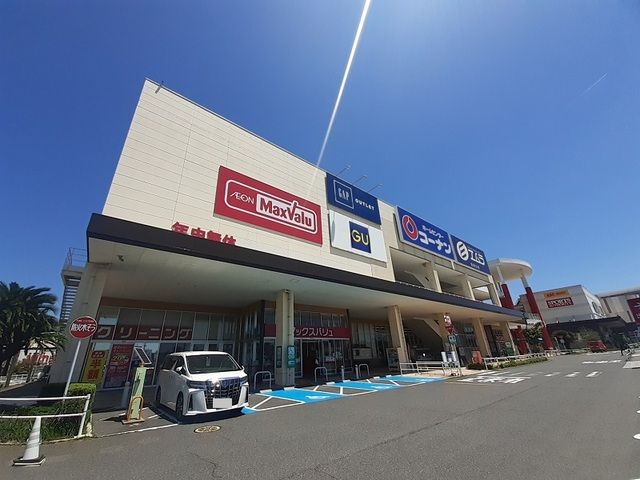 近くのザ・ビッグイオンタウン防府東店まで900m（徒歩12分）
